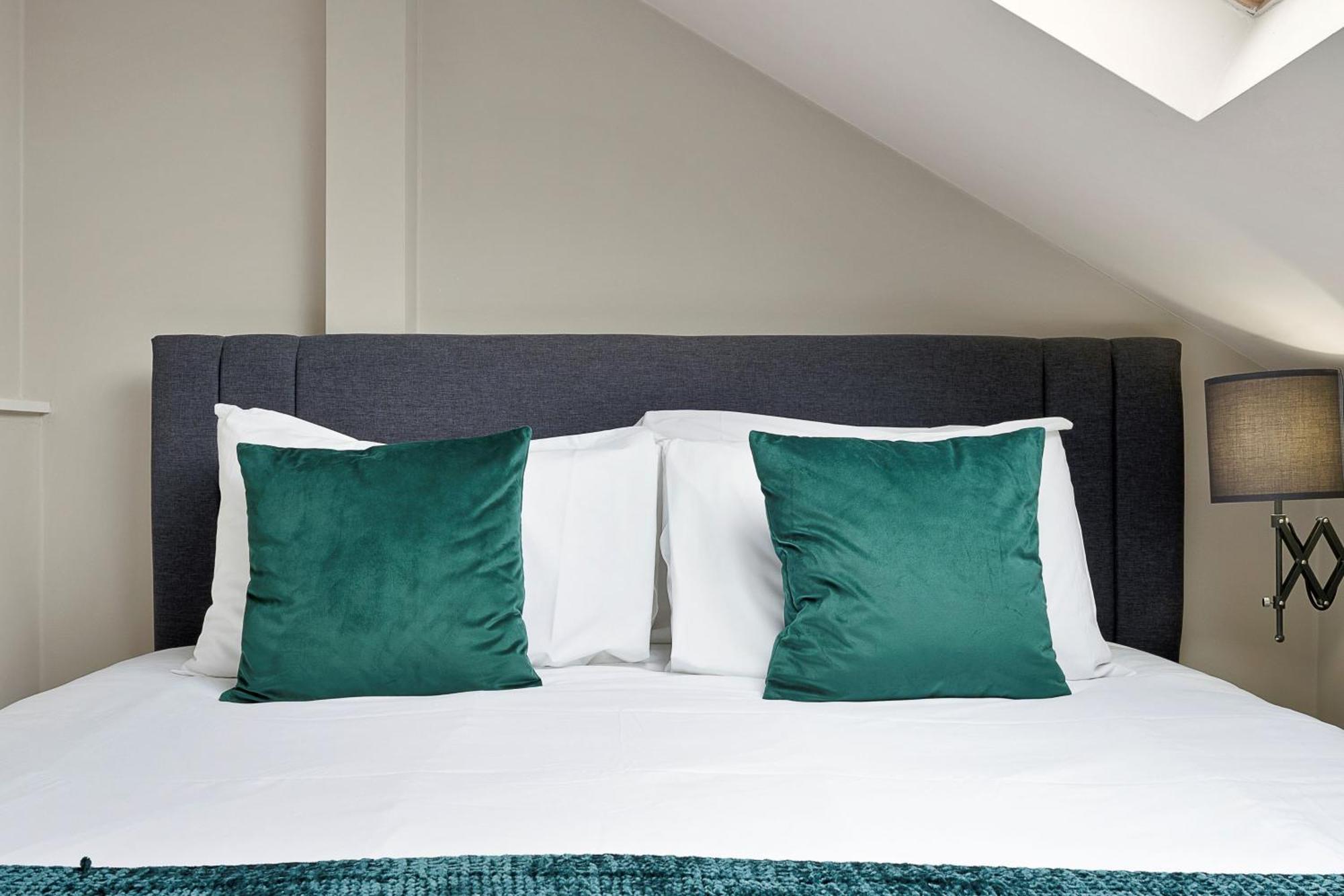 Cleveland Residences Russell Square London Bagian luar foto