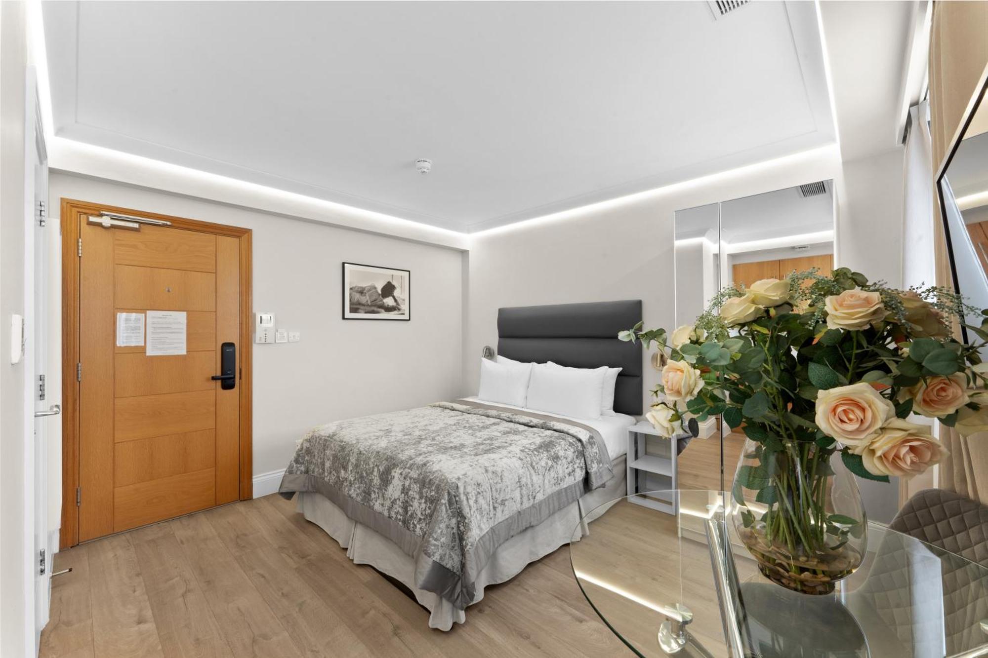 Cleveland Residences Russell Square London Bagian luar foto
