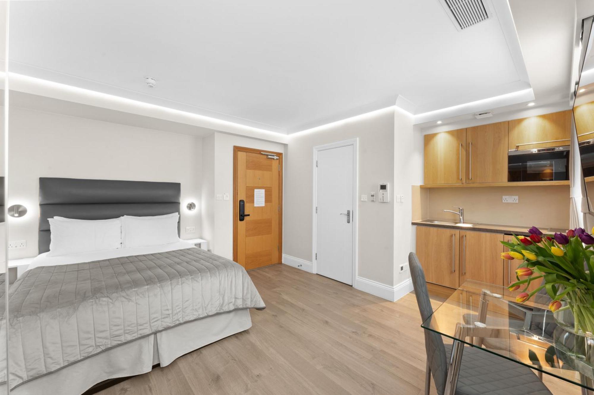 Cleveland Residences Russell Square London Bagian luar foto