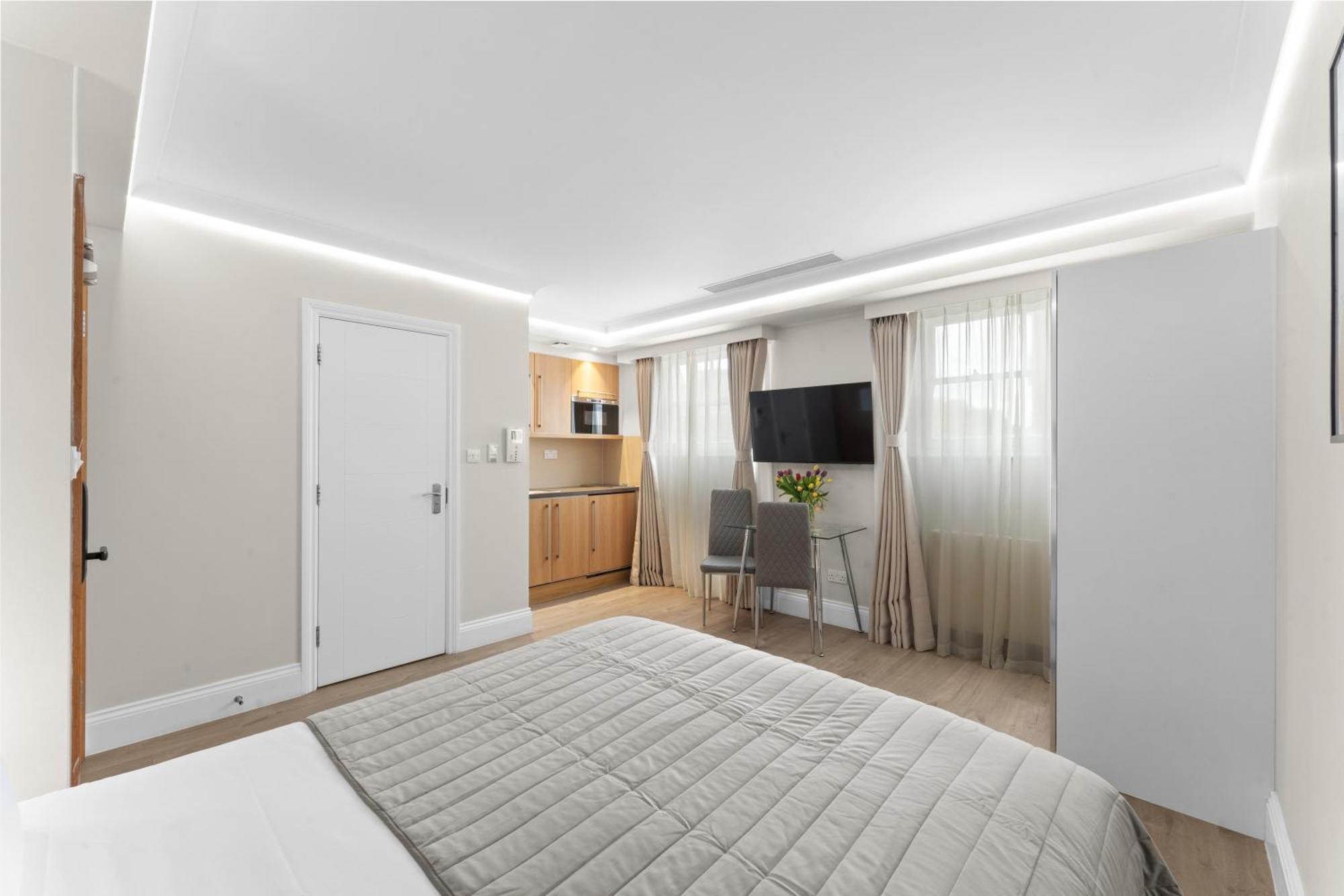Cleveland Residences Russell Square London Bagian luar foto