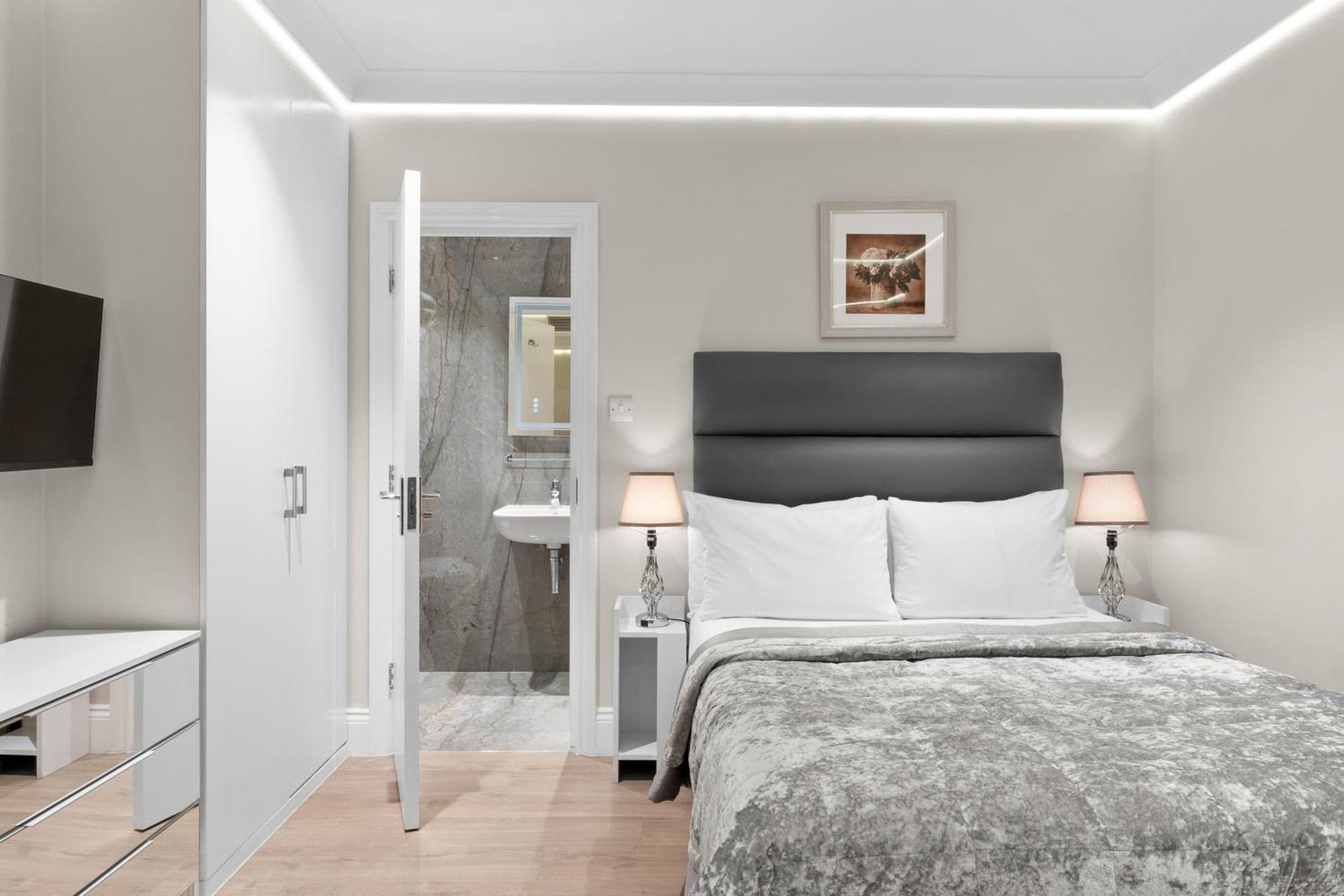 Cleveland Residences Russell Square London Bagian luar foto