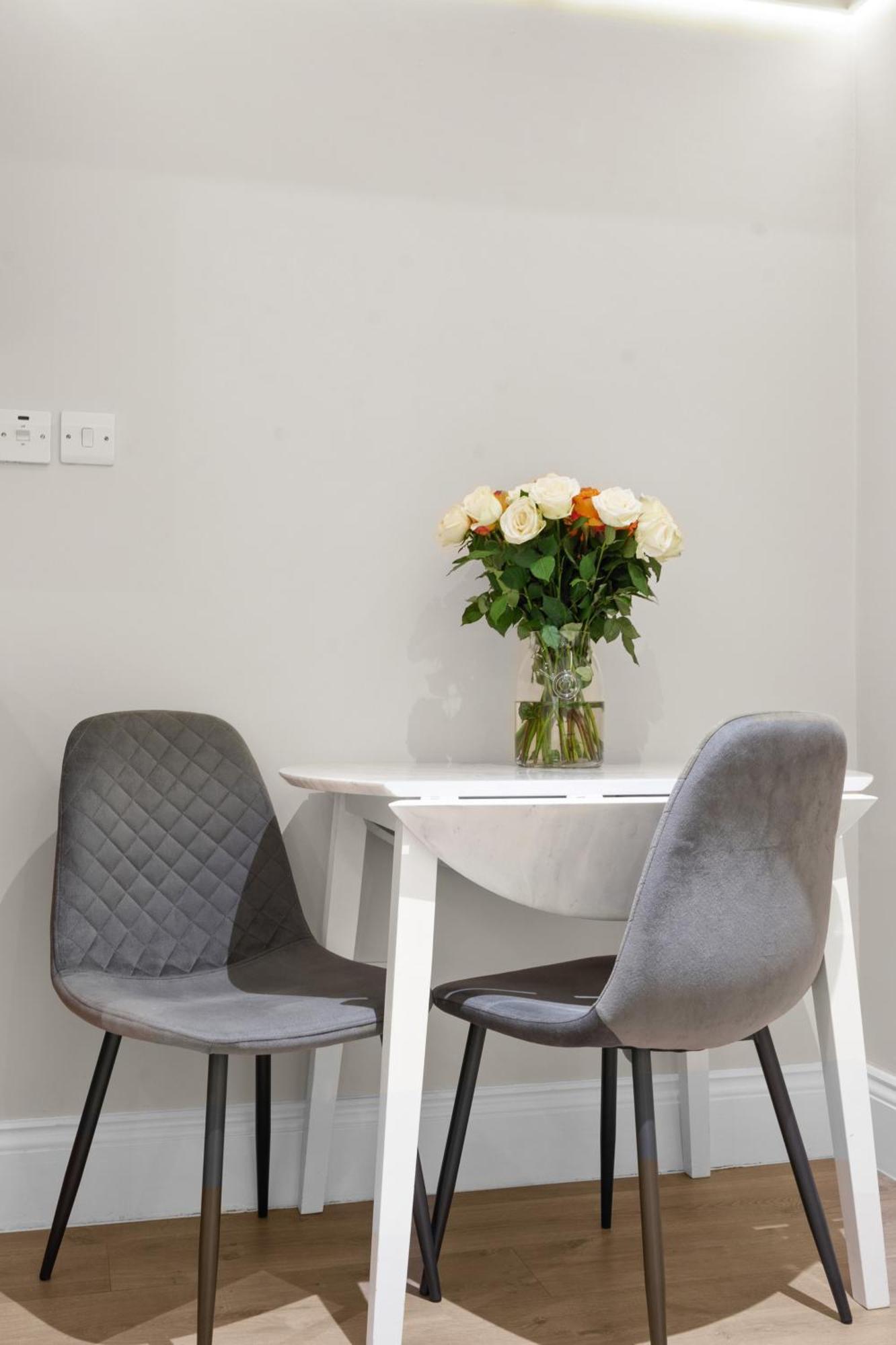 Cleveland Residences Russell Square London Bagian luar foto