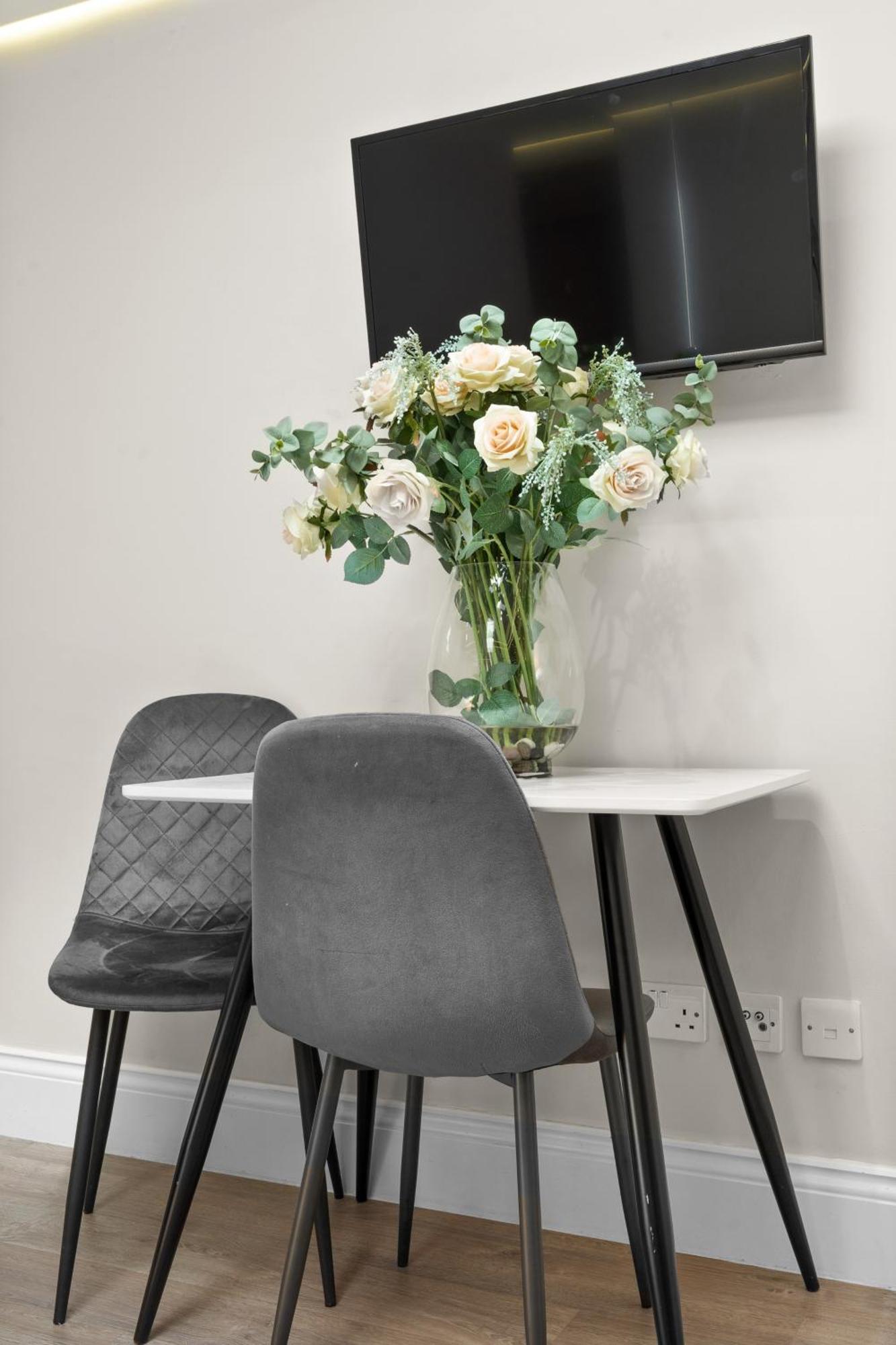 Cleveland Residences Russell Square London Bagian luar foto